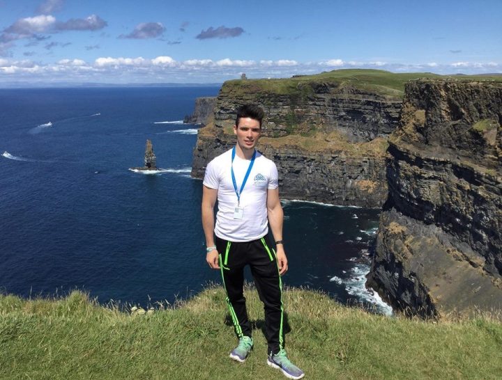 Learning English as a Family in Ireland Learning English as a Family in Ireland