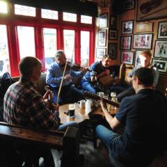 Enjoy a traditional Irish music session